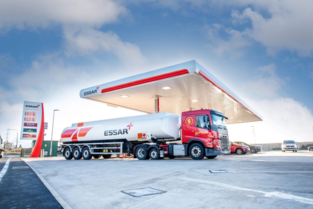 EET Retail acquires leading UK independent forecourt network SGN Retail EET Retail acquires leading UK independent forecourt network SGN Retail