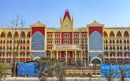 Calcutta HC moved for urgent hearing on PIL seeking ban on outsiders in Bengal varsities