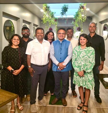 Consul General LA meets Bangalore swimming team after historic Catalina Channel double crossing Consul General LA meets Bangalore swimming team after historic Catalina Channel double crossing