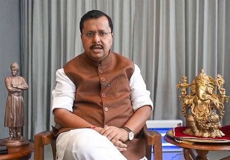BJP chief Nabin to visit Mumbai, Pune Ganesh pandals and temples tomorrow BJP chief Nabin to visit Mumbai, Pune Ganesh pandals and temples tomorrow
