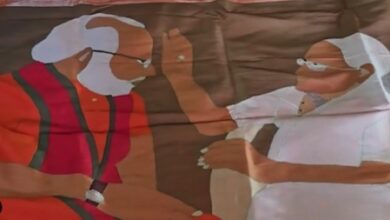 Varanasi weaver’s heartfelt birthday gift for PM Modi: A silk-thread portrait with mother