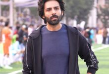Kartik Aaryan is miles away from home, but never away from Ganpati Bappa Kartik Aaryan is miles away from home, but never away from Ganpati Bappa