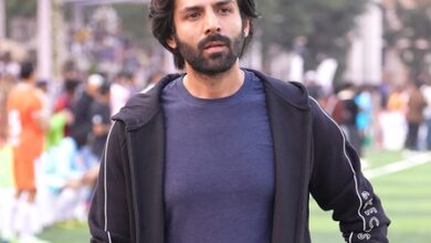 Kartik Aaryan is miles away from home, but never away from Ganpati Bappa Kartik Aaryan is miles away from home, but never away from Ganpati Bappa