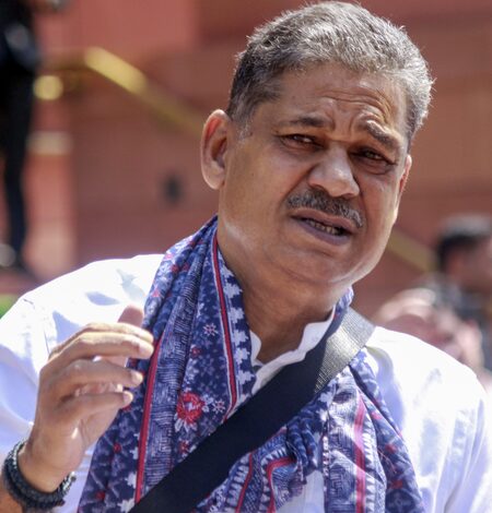 Calcutta HC grants interim protection from arrest to TMC MP Kirti Azad in extortion case Calcutta HC grants interim protection from arrest to TMC MP Kirti Azad in extortion case