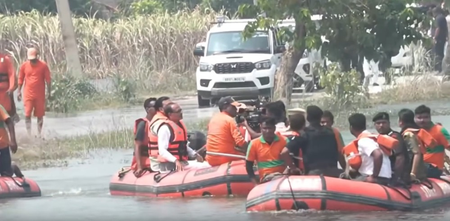 Shivraj Singh Chouhan assures Central assistance after surveying Bihar flood-affected areas Shivraj Singh Chouhan assures Central assistance after surveying Bihar flood-affected areas