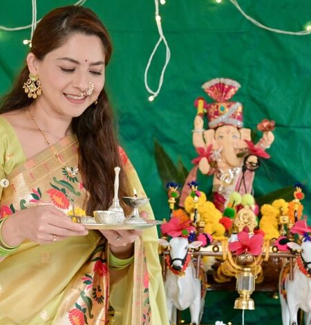 Sonalee Kulkarni talks about family’s eight-year Ganpati tradition, shares this year’s farmer-themed idol Sonalee Kulkarni talks about family’s eight-year Ganpati tradition, shares this year’s farmer-themed idol