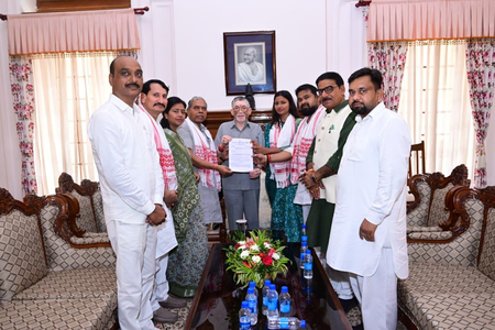 Jharkhand Congress holds march in Ranchi, seeks separate OBC column in caste census Jharkhand Congress holds march in Ranchi, seeks separate OBC column in caste census