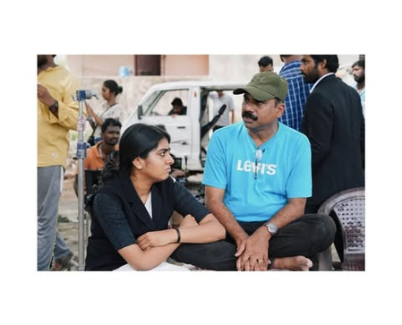 Nimisha Sajayan tells ‘Enna Vilai’ director Sajeev Pazhoor: I’m incredibly proud of you!
