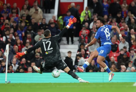 Brighton knock Man Utd out of the Carabao Cup; Villa, Everton, Fleetwood progress to Rd-4 Brighton knock Man Utd out of the Carabao Cup; Villa, Everton, Fleetwood progress to Rd-4