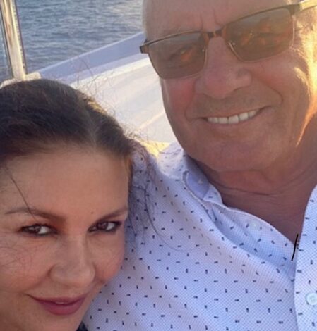 Catherine Zeta-Jones pens b’day note for dad on 80th b’day: I’m the luckiest girl in the world