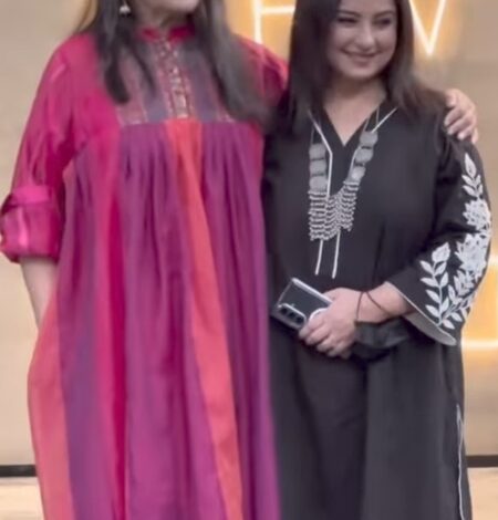Divya Dutta celebrates her special friendship with Shabana Azmi on her birthday Divya Dutta celebrates her special friendship with Shabana Azmi on her birthday