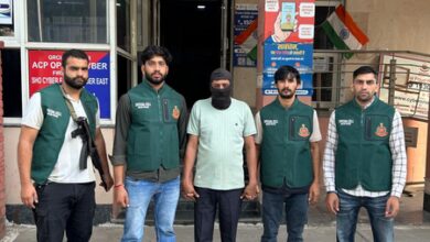 Delhi Police bust narco-extortion network, seize 2 kg Pakistani-origin heroin Delhi Police bust narco-extortion network, seize 2 kg Pakistani-origin heroin