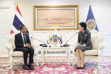 India, Thailand discuss strengthening trade and investment ties India, Thailand discuss strengthening trade and investment ties