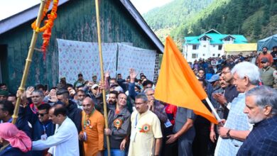 J&K Lt Governor flags off Harmukh-Gangbal Yatra from Ganderbal J&K Lt Governor flags off Harmukh-Gangbal Yatra from Ganderbal