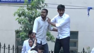 ABVP stages protest amid DUSU polls, accuses NSUI of rigging ABVP stages protest amid DUSU polls, accuses NSUI of rigging