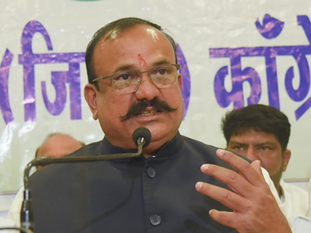 Maha govt indifferent amid severe drought: Congress