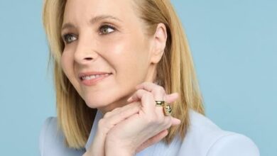 When an immigration officer had no idea who Lisa Kudrow was