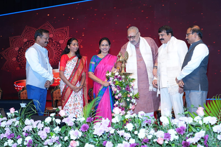 Govt targets India as top silk producer by 2028-29: Giriraj Singh Govt targets India as top silk producer by 2028-29: Giriraj Singh