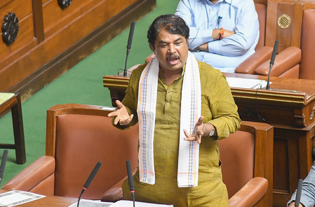 Gruha Lakshmi re-verification: K’taka govt mulls husband’s Aadhaar link; BJP say Cong harassing beneficiaries