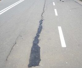 Crack emerges on newly-built Motihari bridge; flyover shuttering collapses on Muzaffarpur-Darbhanga highway in Bihar Crack emerges on newly-built Motihari bridge; flyover shuttering collapses on Muzaffarpur-Darbhanga highway in Bihar