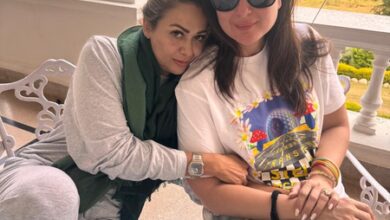 Kareena Kapoor calls BFF Amrita Arora a ‘poet’ after receiving a heartfelt birthday wish Kareena Kapoor calls BFF Amrita Arora a ‘poet’ after receiving a heartfelt birthday wish