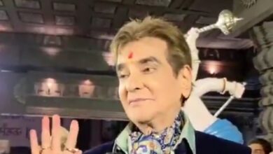 Jeetendra says he’s more Maharashtrian than Punjabi, vows to visit Bappa till death Jeetendra says he’s more Maharashtrian than Punjabi, vows to visit Bappa till death