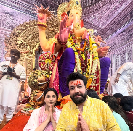 Shehnaaz Gill, Varun Sharma offer prayers at Lalbaugcha Raja