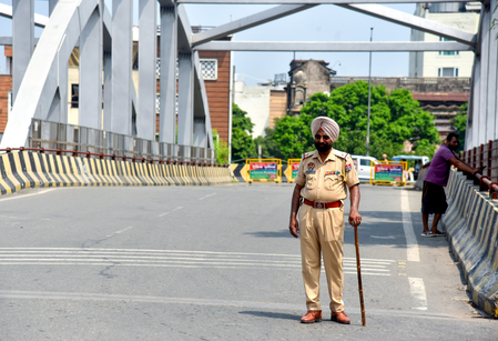 Fact check: Punjab Police denies issuing advisory asking personnel to avoid commuting in uniform Fact check: Punjab Police denies issuing advisory asking personnel to avoid commuting in uniform