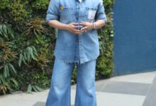 Shah Rukh, Alia Bhatt, Karan Johar & others at Rani Mukerji’s mother’s last rites Shah Rukh, Alia Bhatt, Karan Johar & others at Rani Mukerji’s mother’s last rites