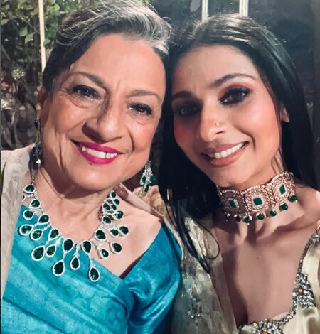 Tanishaa Mukerji recalls cherished childhood moments with mom Tanuja: ‘Always standing by me’