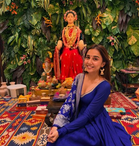 Prajakta Koli reveals how a chance encounter with Hrithik Roshan sparked her YouTube journey Prajakta Koli reveals how a chance encounter with Hrithik Roshan sparked her YouTube journey