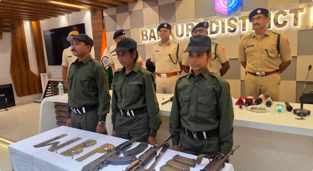 Bengal: Three Maoist commanders surrender in Bankura Bengal: Three Maoist commanders surrender in Bankura