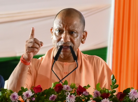 SP ‘goons’ vitiated UP’s atmosphere before 2017, harassed daughters: CM Adityanath SP ‘goons’ vitiated UP’s atmosphere before 2017, harassed daughters: CM Adityanath