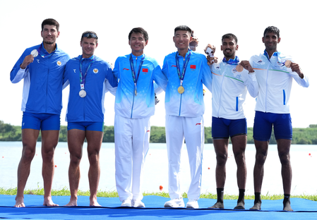 President Murmu congratulates Satnam-Salman, Roshibina on Asian Games medals President Murmu congratulates Satnam-Salman, Roshibina on Asian Games medals