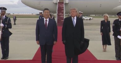 Trump rolls out red carpet as Xi arrives in US for key visit Trump rolls out red carpet as Xi arrives in US for key visit