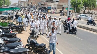 Irrigation water stir intensifies in Anupgarh-Gharsana as Raj farmers block NH-911 Irrigation water stir intensifies in Anupgarh-Gharsana as Raj farmers block NH-911