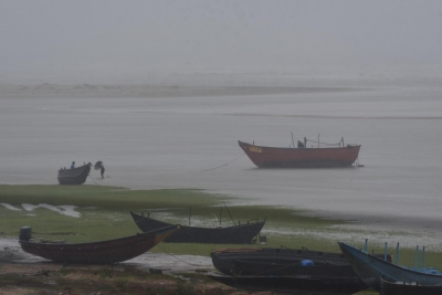 Deep depression brings heavy rain to Odisha, over 8,000 evacuated Deep depression brings heavy rain to Odisha, over 8,000 evacuated