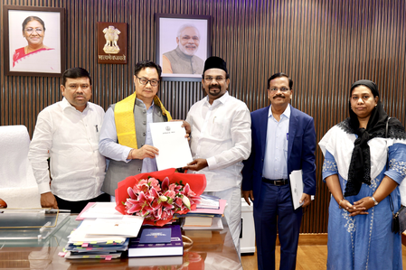 Kiren Rijiju meets TN MP, Minister on minority welfare Kiren Rijiju meets TN MP, Minister on minority welfare