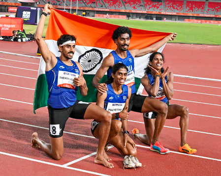 Asian Games: Vithya dedicates mixed relay silver to twin sister, says ‘I tried to change my medal colour’ Asian Games: Vithya dedicates mixed relay silver to twin sister, says ‘I tried to change my medal colour’