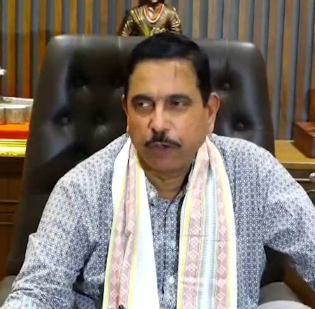 Joshi urges startups, industry to mentor young innovators and support their ideas Joshi urges startups, industry to mentor young innovators and support their ideas