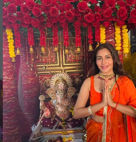 Surbhi Chandna bids an emotional goodbye to Bappa, shares glimpses from visarjan celebrations