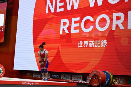Asian Games: Three new world records set in women’s 61kg weightlifting (Roundup) Asian Games: Three new world records set in women’s 61kg weightlifting (Roundup)