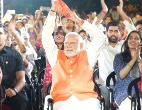 PM Modi attends ‘Bhajan Clubbing’ programme in Delhi PM Modi attends ‘Bhajan Clubbing’ programme in Delhi