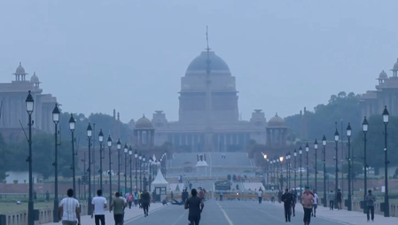 Delhi-NCR wakes up to pleasant weather as rain, thunderstorms likely over next three days Delhi-NCR wakes up to pleasant weather as rain, thunderstorms likely over next three days
