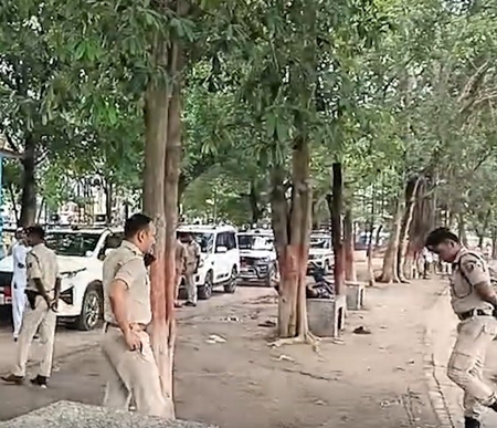 Patna coaching centre teacher accused of misconduct with student, uproar erupts Patna coaching centre teacher accused of misconduct with student, uproar erupts