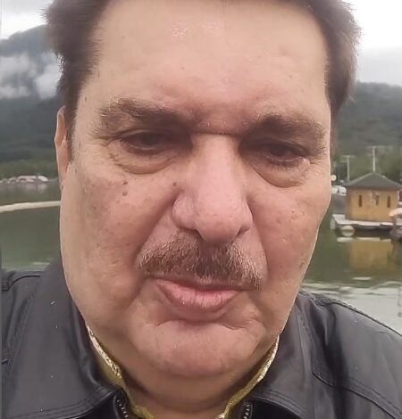 Raza Murad slams Bollywood stars for skipping Mushtaq Khan’s funeral: ‘Would serve as waiters at industrialist’s son’s wedding’