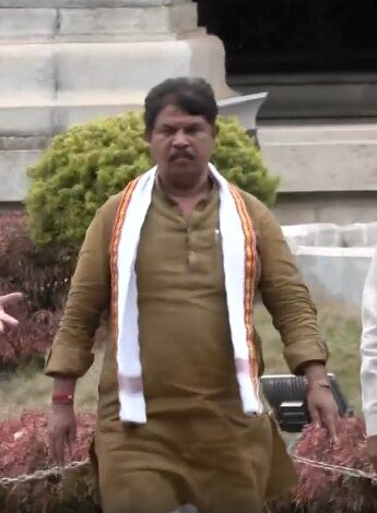 BJP slams Karnataka govt over removal of Ganesh idol at Bidadi farmers’ protest site BJP slams Karnataka govt over removal of Ganesh idol at Bidadi farmers’ protest site