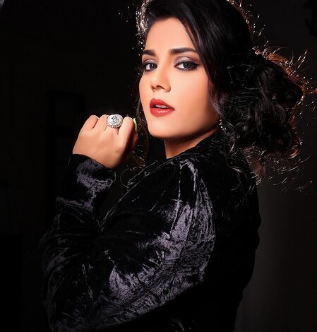 Govinda’s alleged GF Komal Rani Swarnkar calls Sunita Ahuja ‘a cunning woman’: Stop using my name