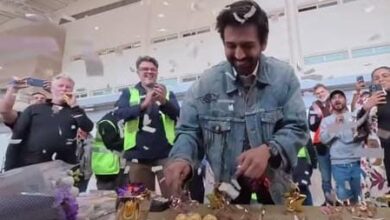 Kartik Aaryan celebrates National Award Win with ‘Captain India’ team during London shoot Kartik Aaryan celebrates National Award Win with ‘Captain India’ team during London shoot