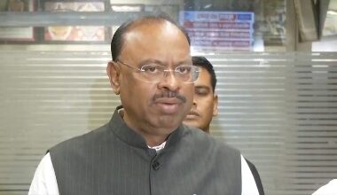Maharashtra Minister Bawankule praises CM Fadnavis for timely drought relief measures